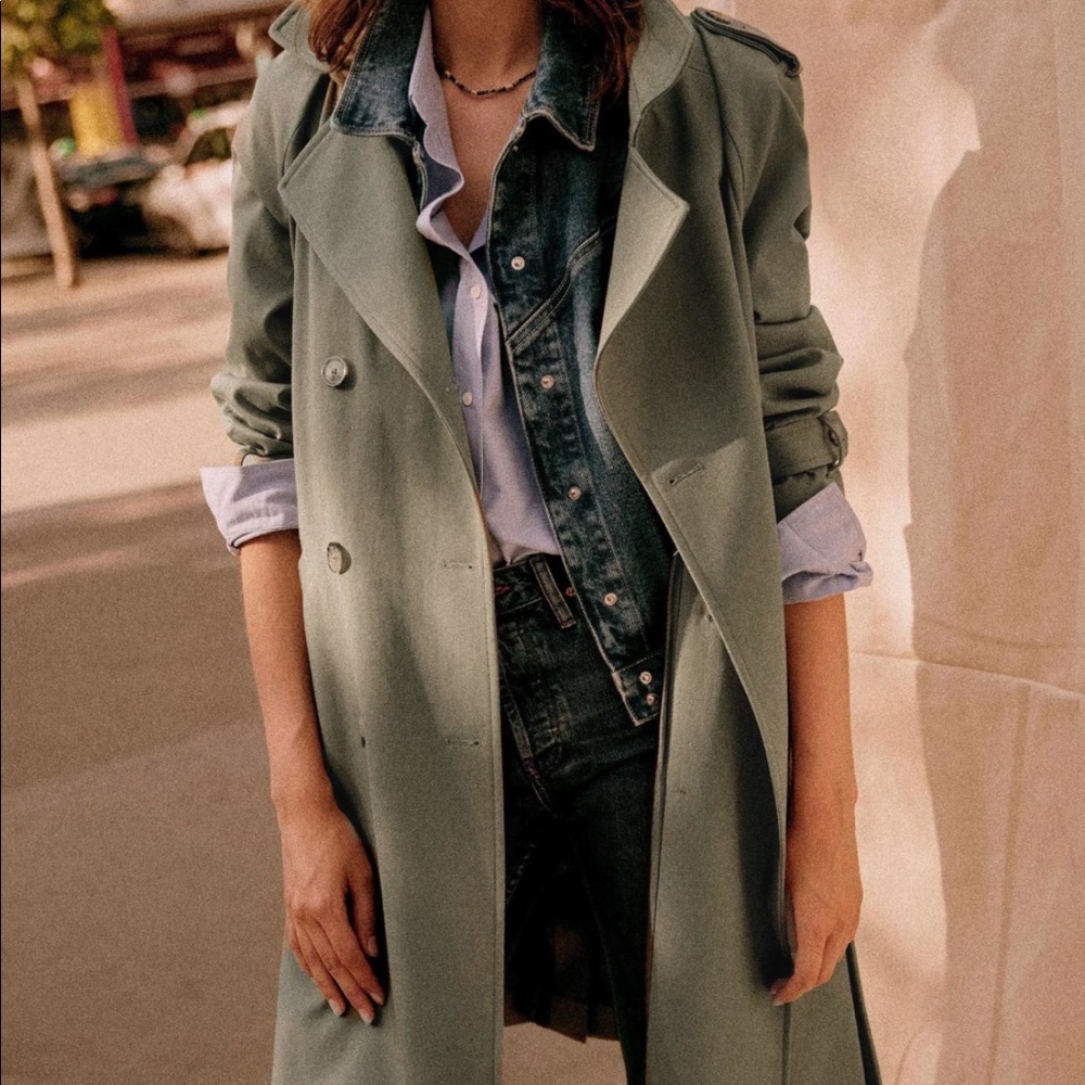 Sezane Scott Trench sz 44